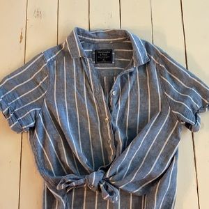 Abercrombie & Fitch top XS